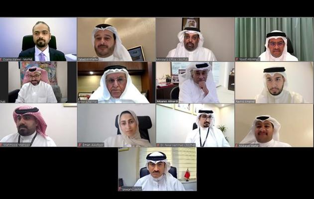 لدى لقاء معاليه رؤساء تحرير الصحف المحلية .. معالي وزير المالية والاقتصاد الوطني: مملكة البحرين تمضي بخطى ثابتة نحو تعزيز النمو الاقتصادي ودعم مسارات التنمية